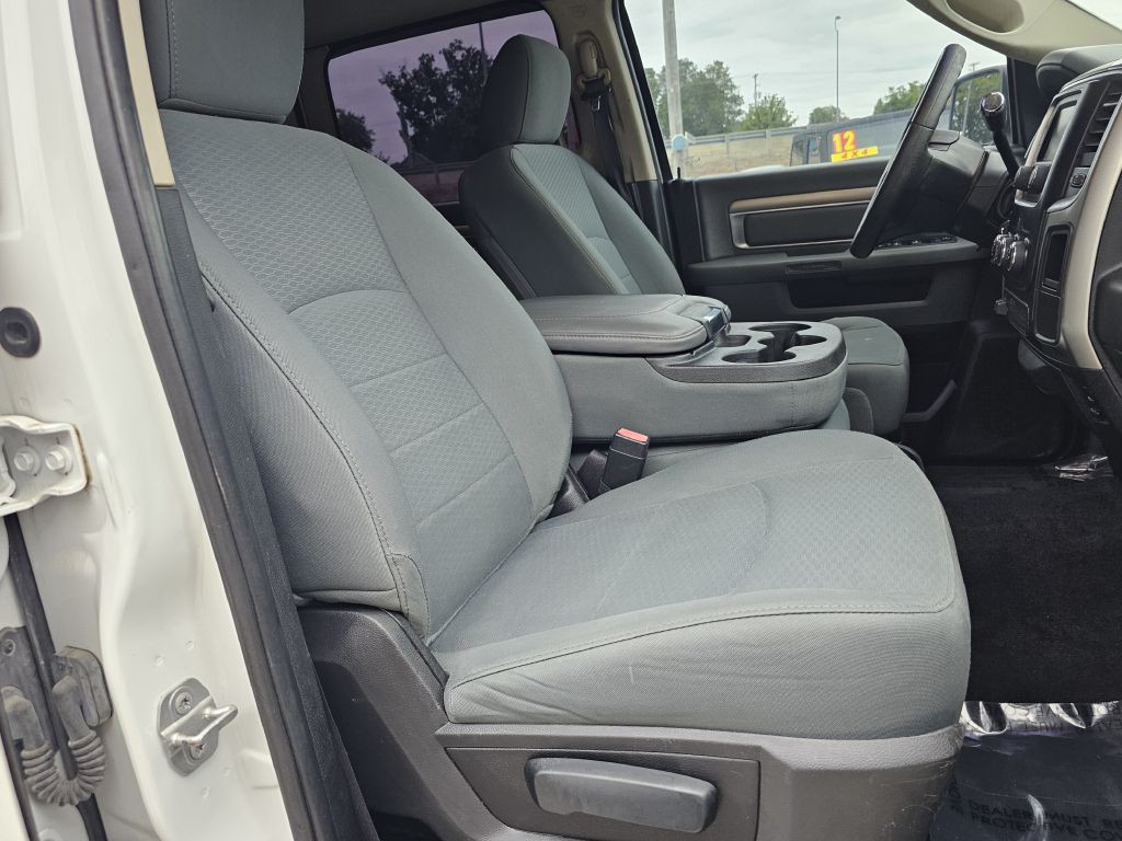 2016 RAM 2500 Image 14