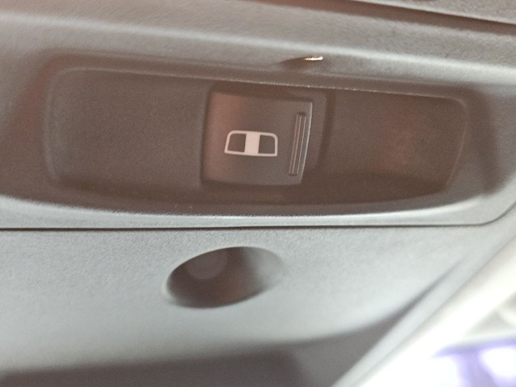 2016 RAM 2500 Image 28