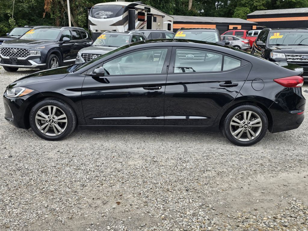 2018 Hyundai Elantra Image 2