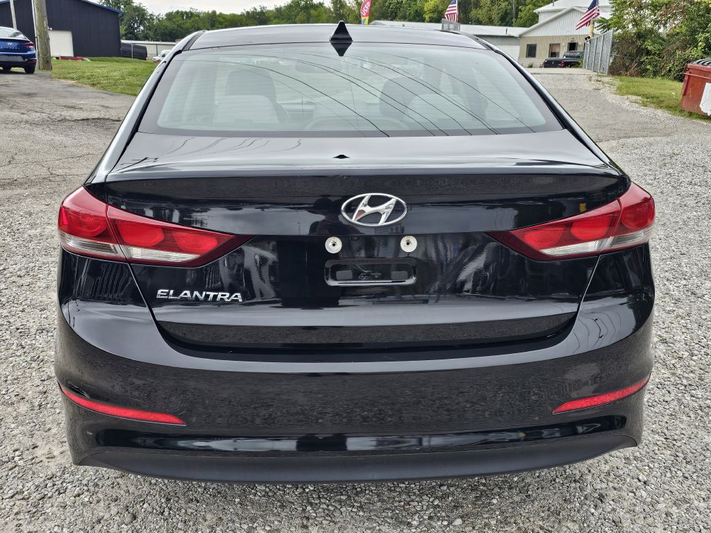 2018 Hyundai Elantra Image 4