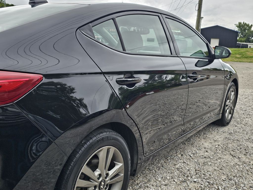 2018 Hyundai Elantra Image 9