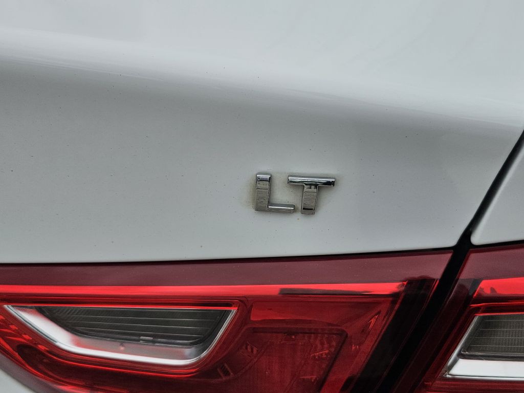 2023 Chevrolet Malibu Image 9