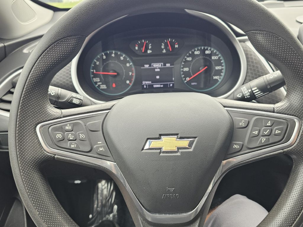 2023 Chevrolet Malibu Image 21