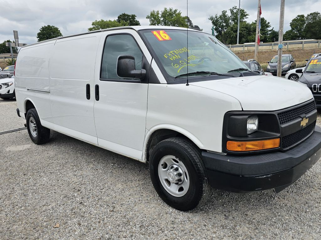 2016 Chevrolet Express Image 7
