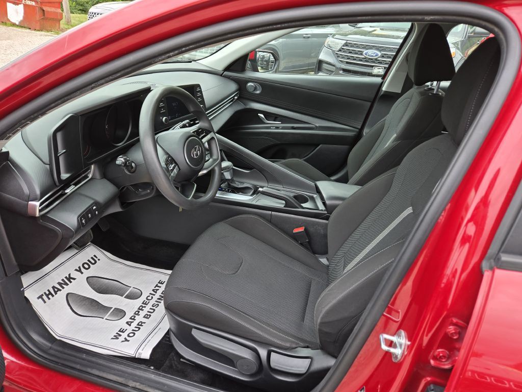 2021 Hyundai Elantra Image 12