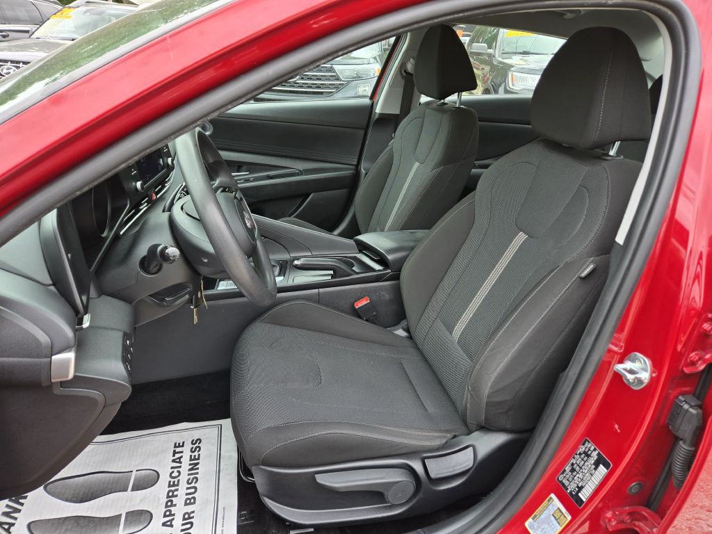 2021 Hyundai Elantra Image 13