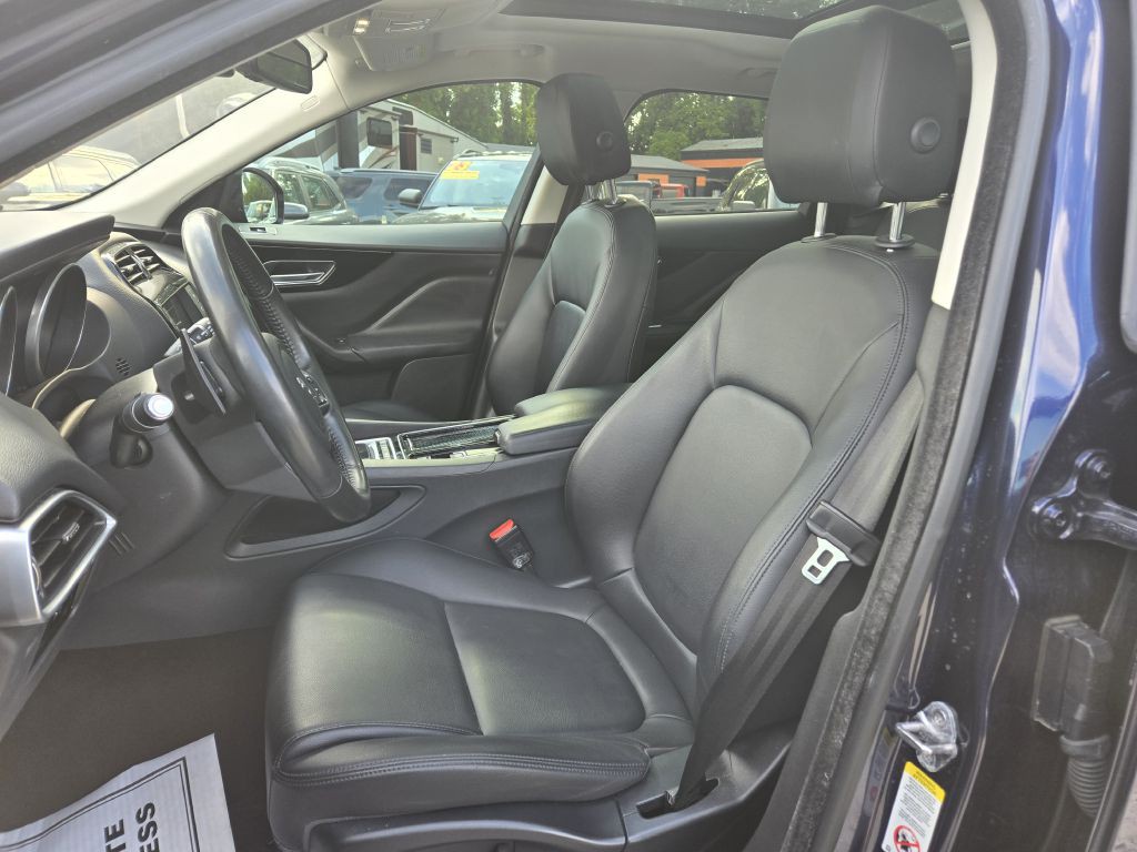 2018 Jaguar F-PACE Image 15