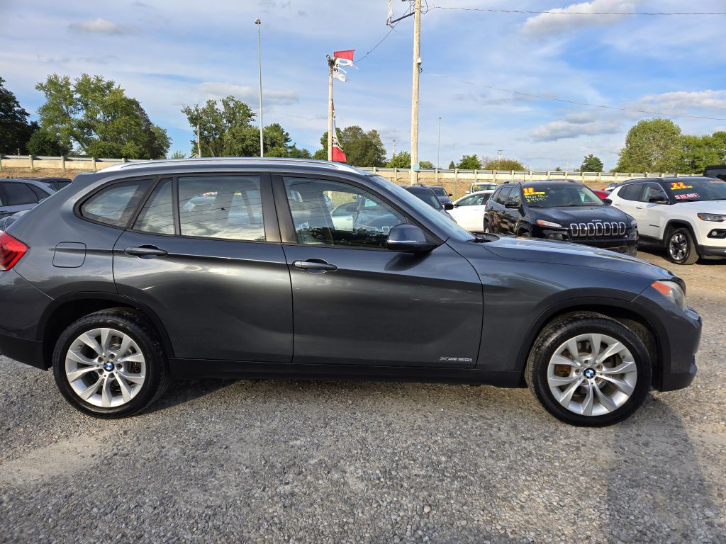 2013 BMW X1 Image 4