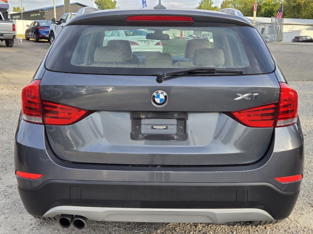 2013 BMW X1 Image 6