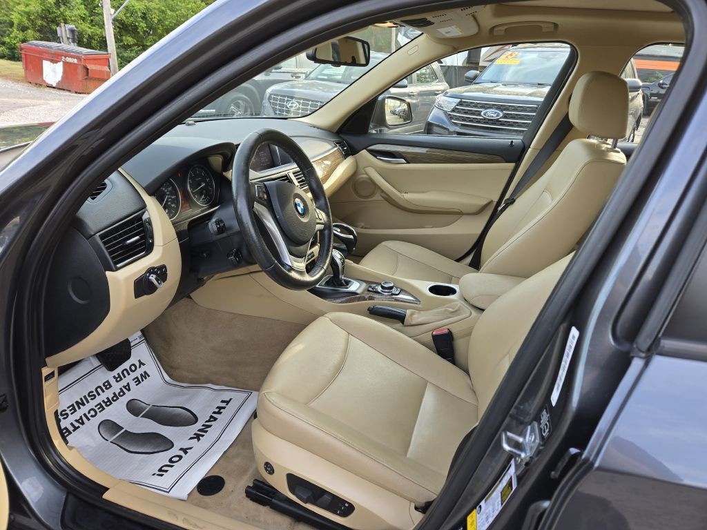 2013 BMW X1 Image 13