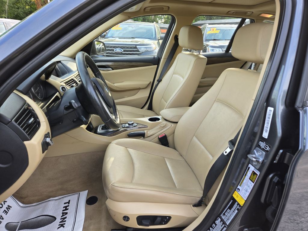 2013 BMW X1 Image 14