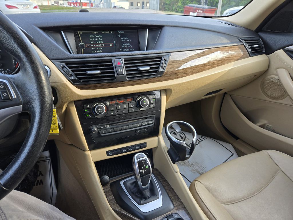 2013 BMW X1 Image 17