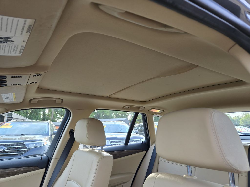 2013 BMW X1 Image 30