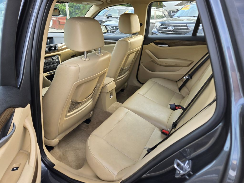 2013 BMW X1 Image 31