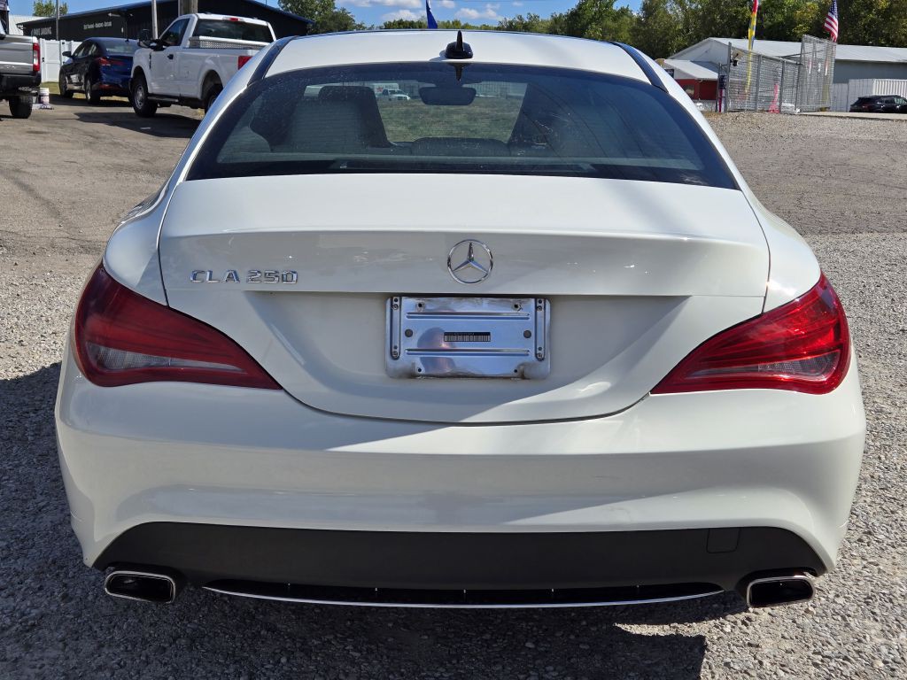 2014 Mercedes-Benz CLA-Class Image 6