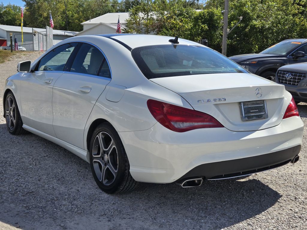 2014 Mercedes-Benz CLA-Class Image 7