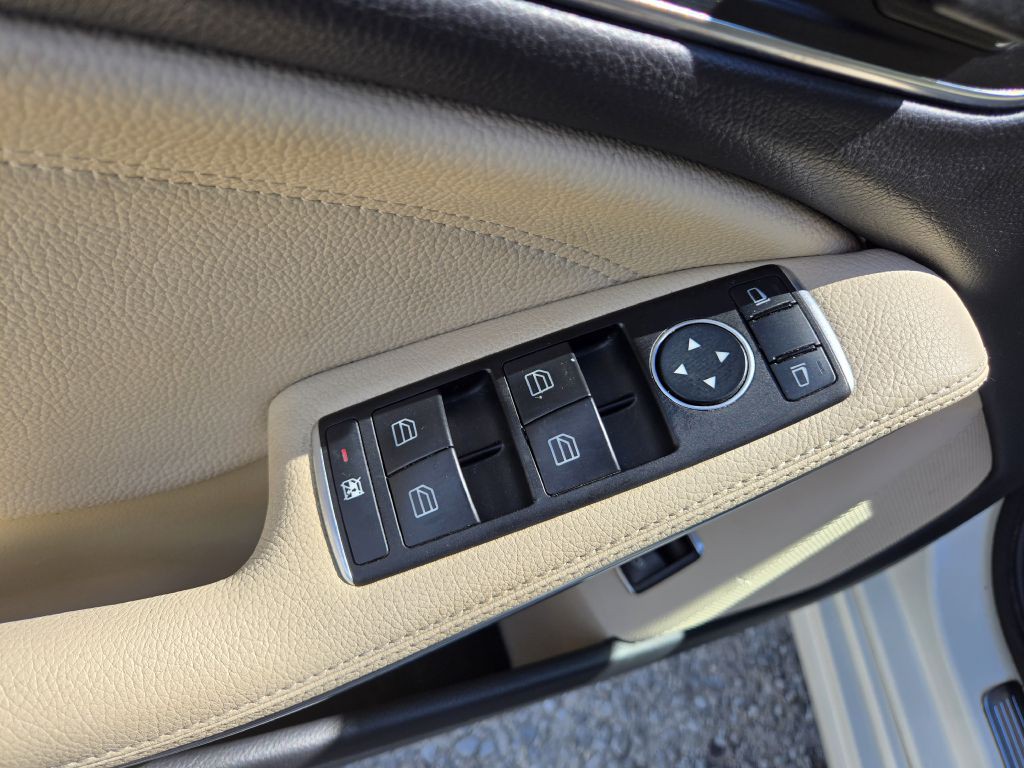 2014 Mercedes-Benz CLA-Class Image 14