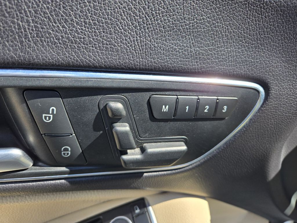 2014 Mercedes-Benz CLA-Class Image 15