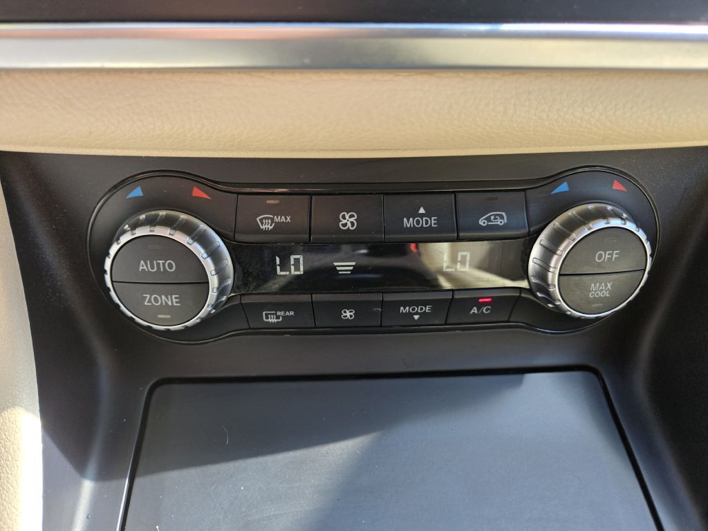 2014 Mercedes-Benz CLA-Class Image 22