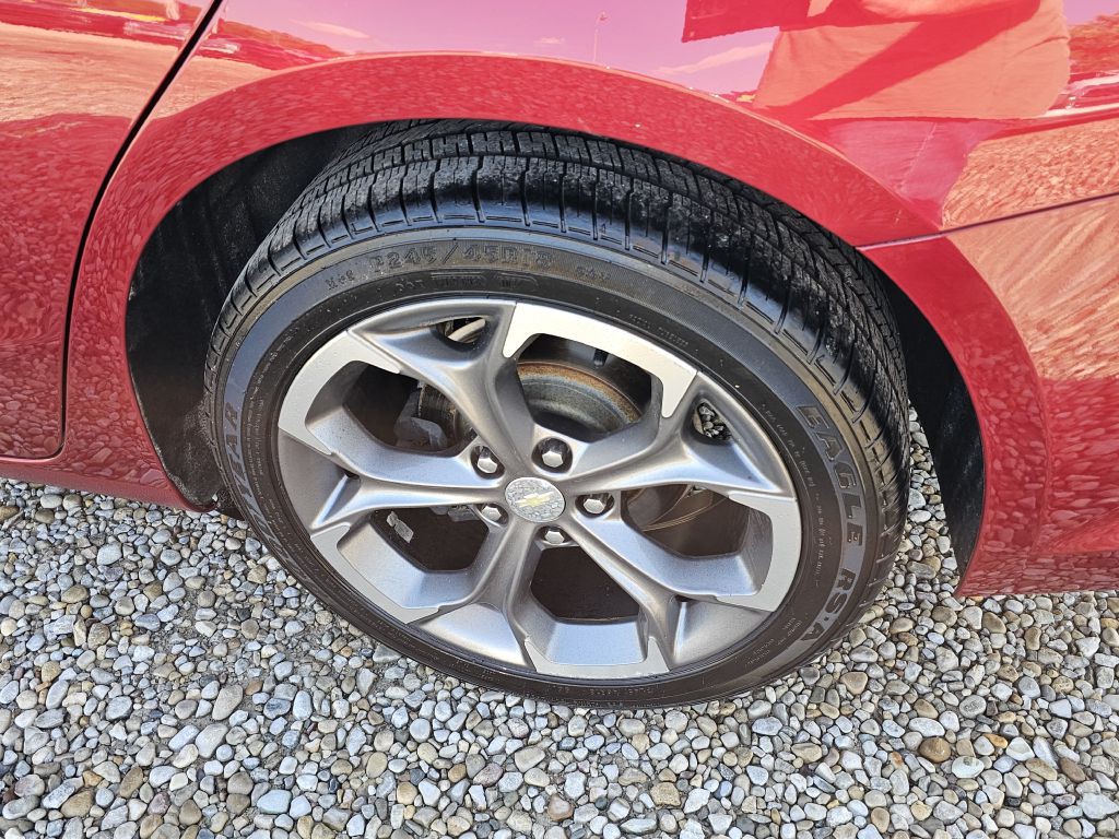2019 Chevrolet Malibu Image 12