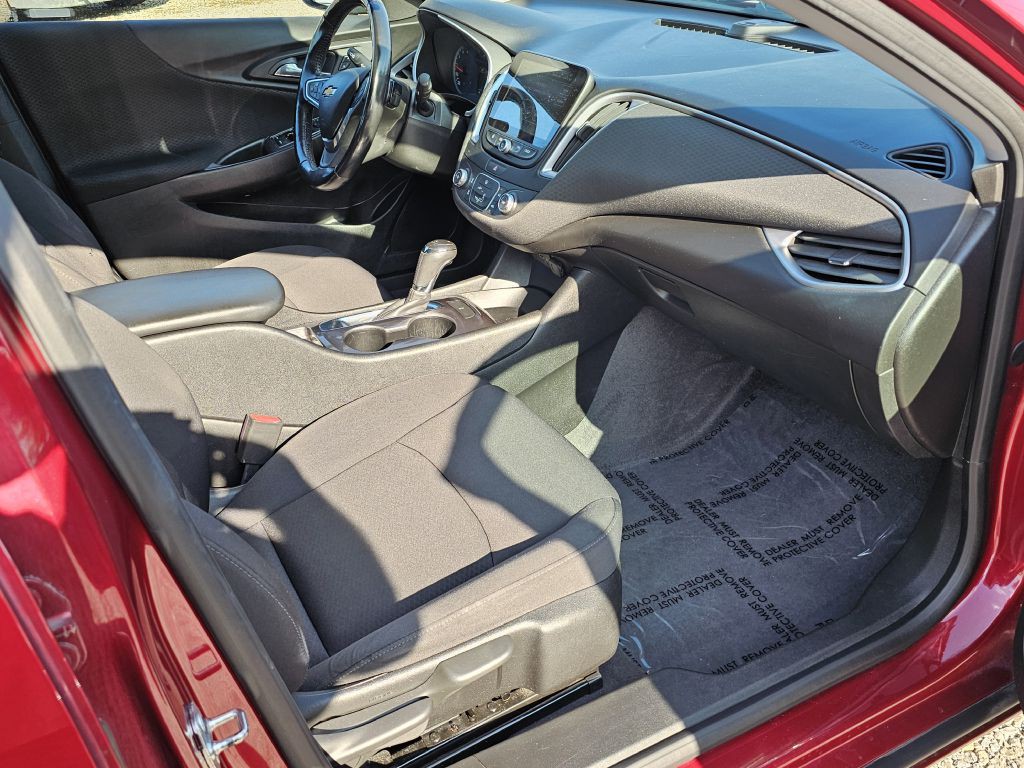2019 Chevrolet Malibu Image 17