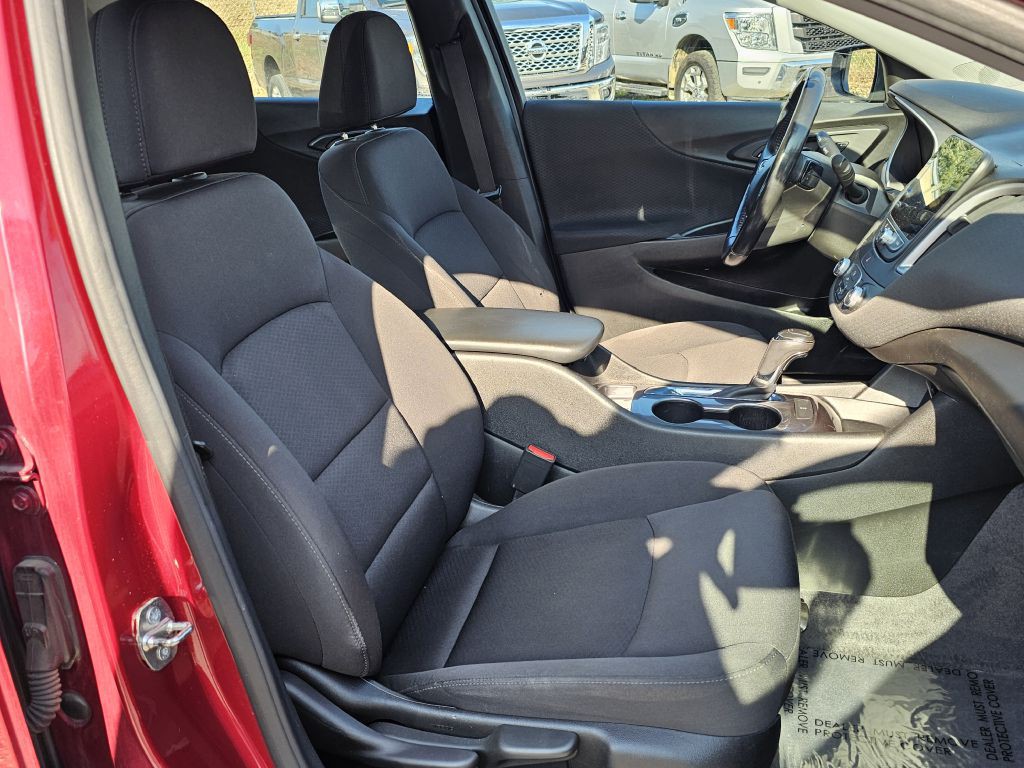 2019 Chevrolet Malibu Image 18