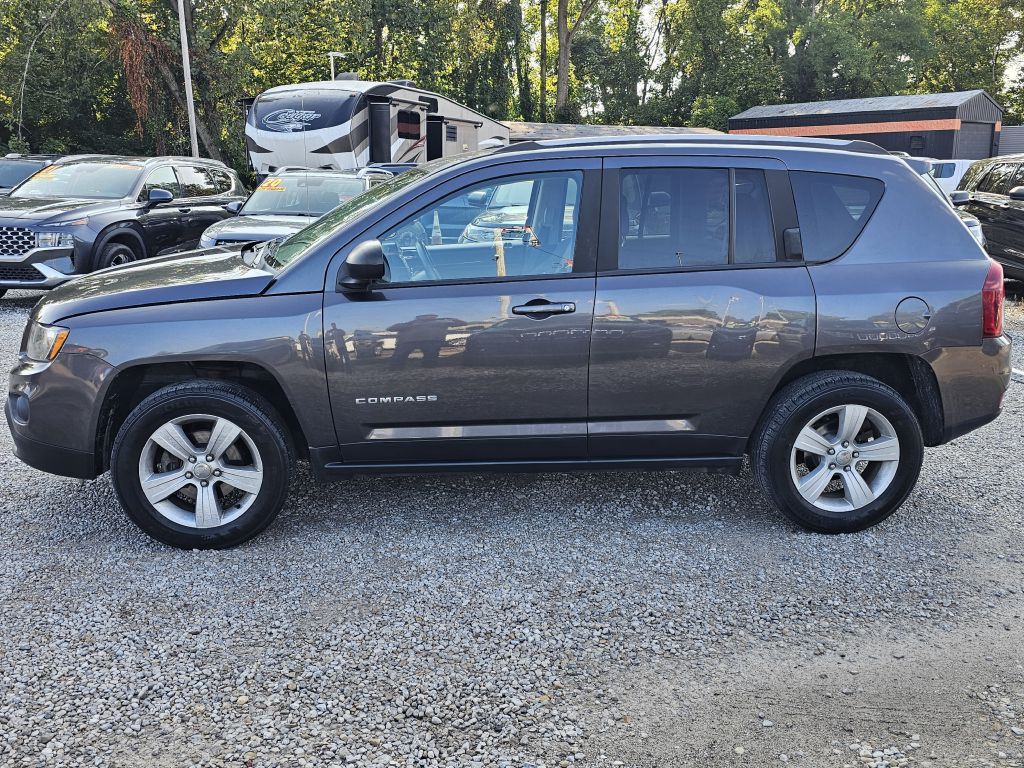 2016 Jeep Compass Image 2
