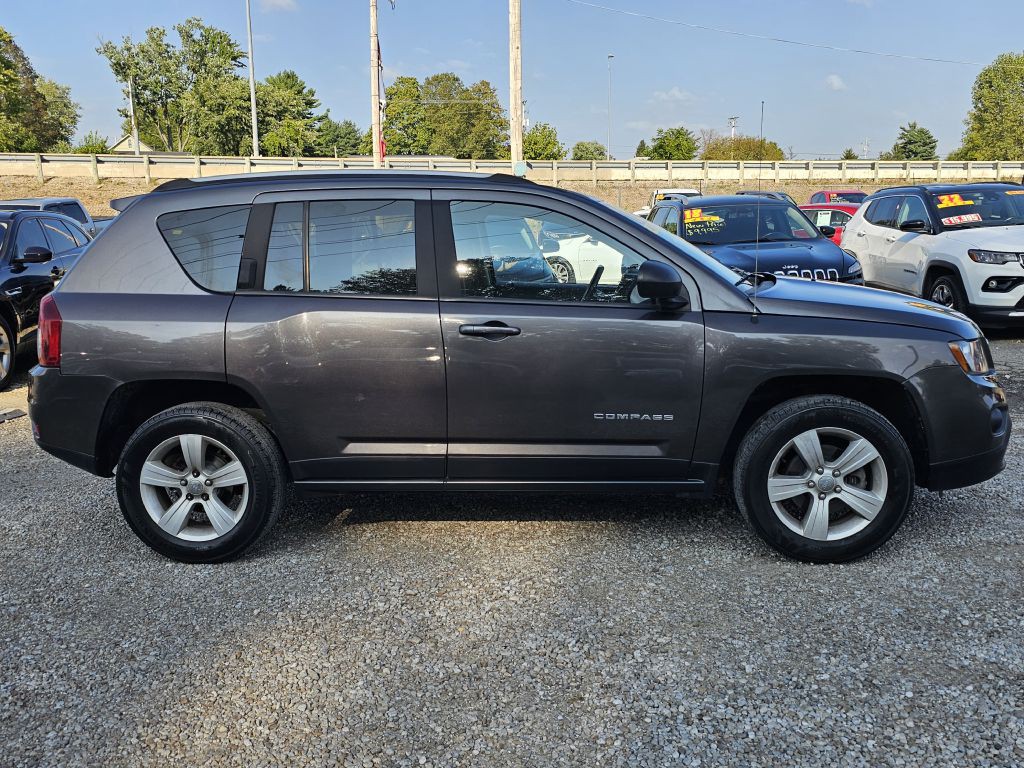 2016 Jeep Compass Image 8