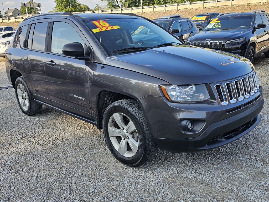 2016 Jeep Compass Image 10