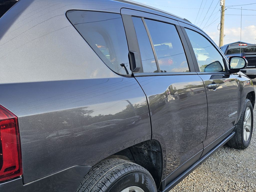 2016 Jeep Compass Image 12