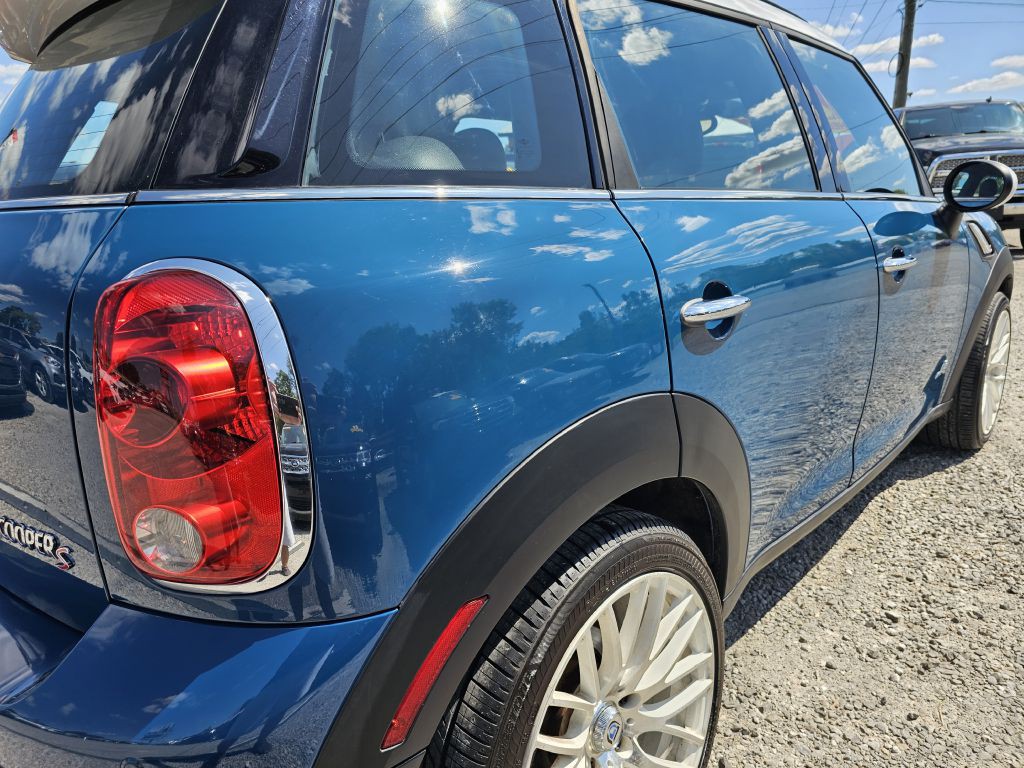 2012 MINI Cooper Image 11