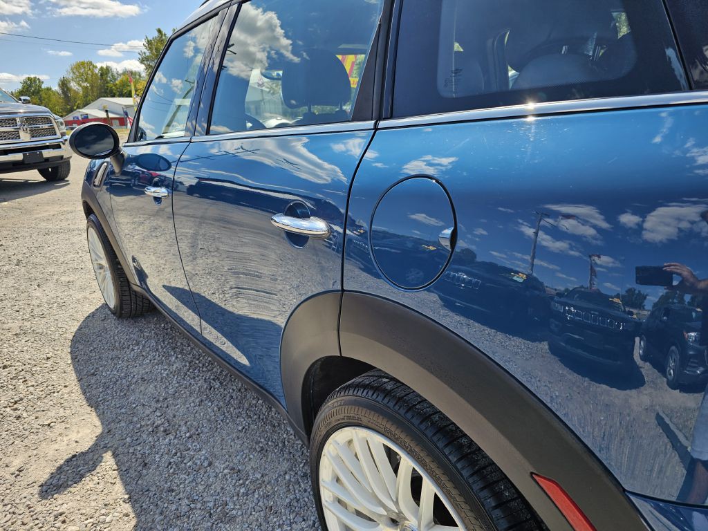 2012 MINI Cooper Image 12