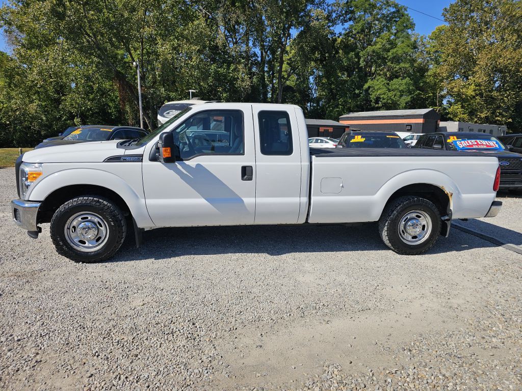 2015 Ford F-350 Image 2