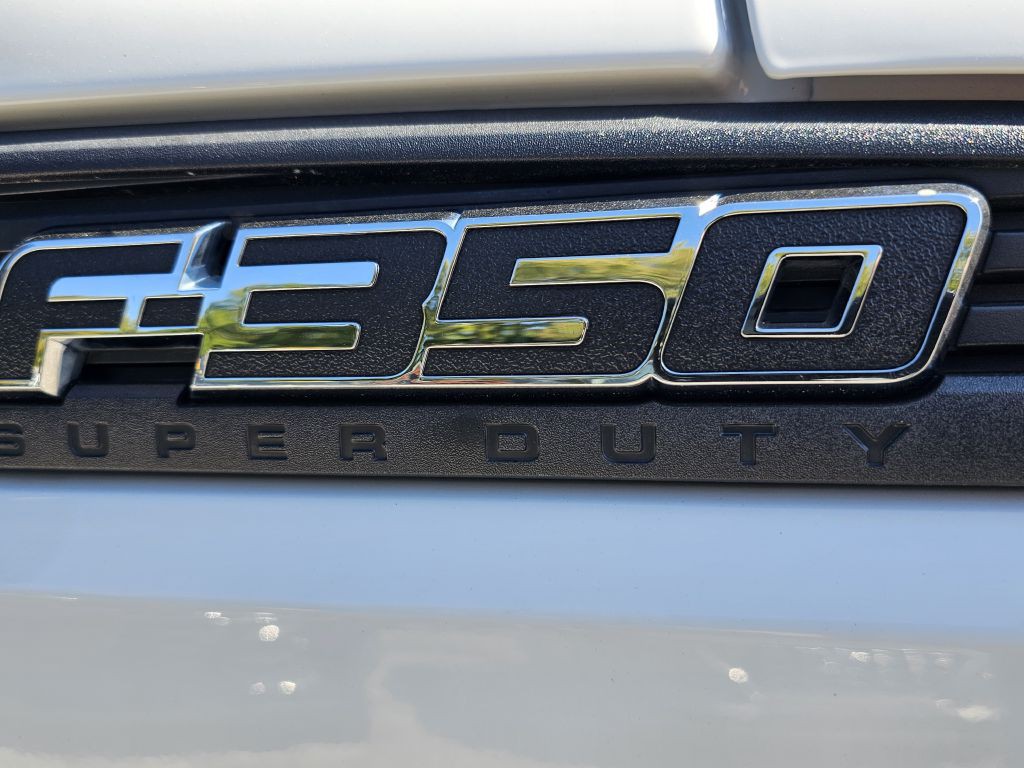 2015 Ford F-350 Image 9