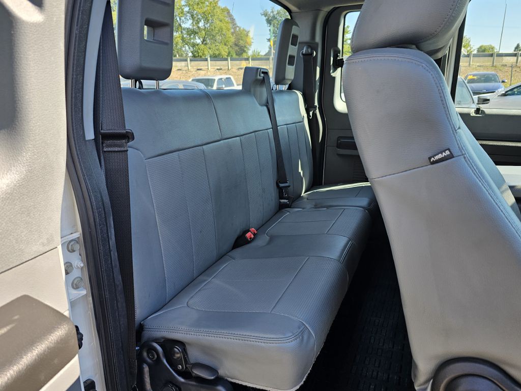 2015 Ford F-350 Image 16