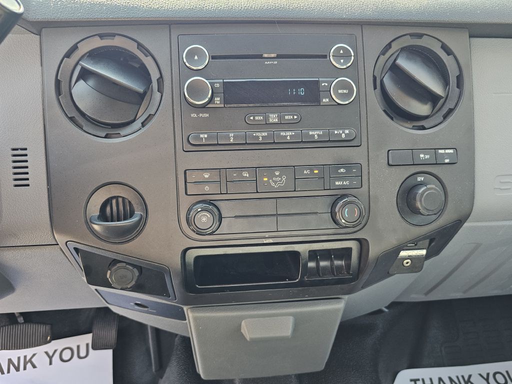 2015 Ford F-350 Image 25
