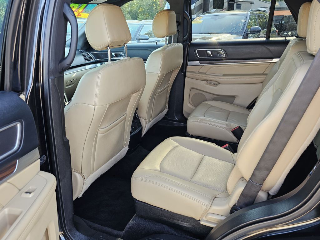2016 Ford Explorer Image 14