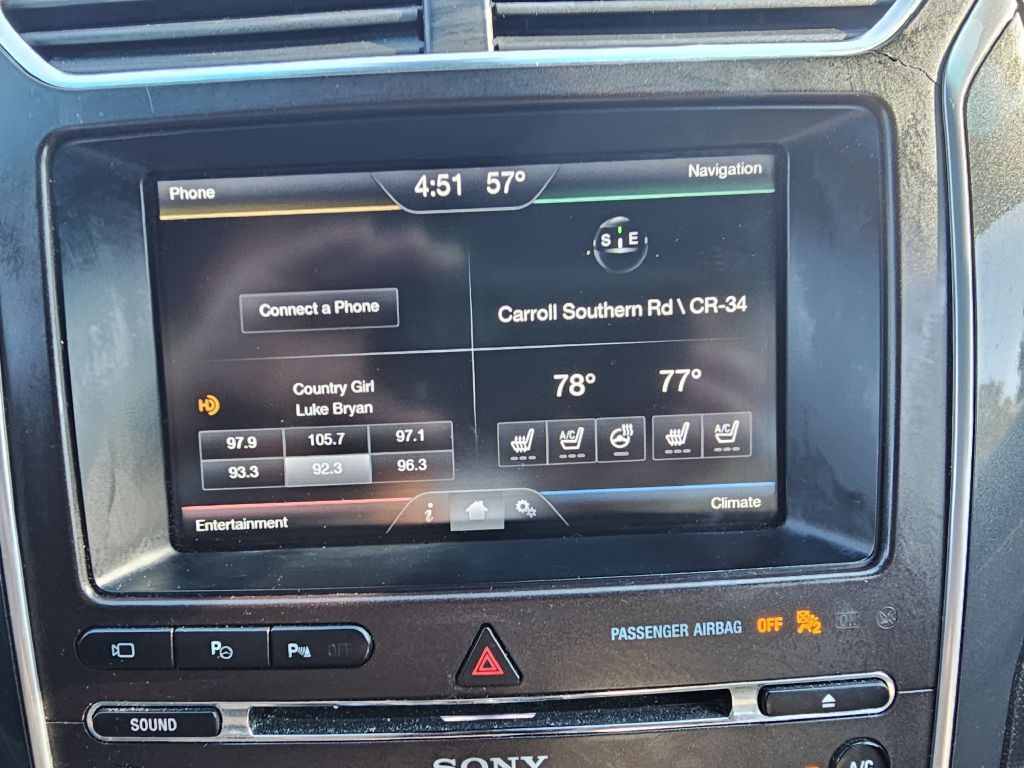 2016 Ford Explorer Image 32