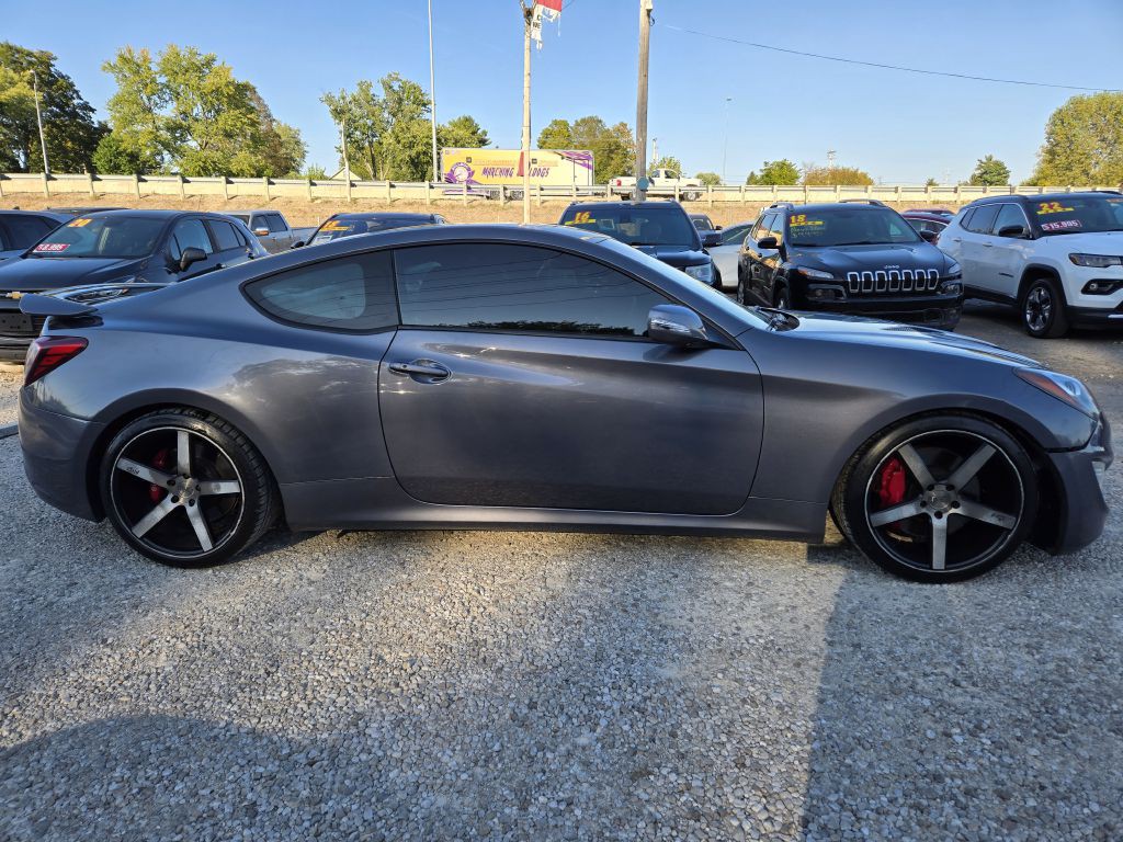 2016 Hyundai Genesis Image 4