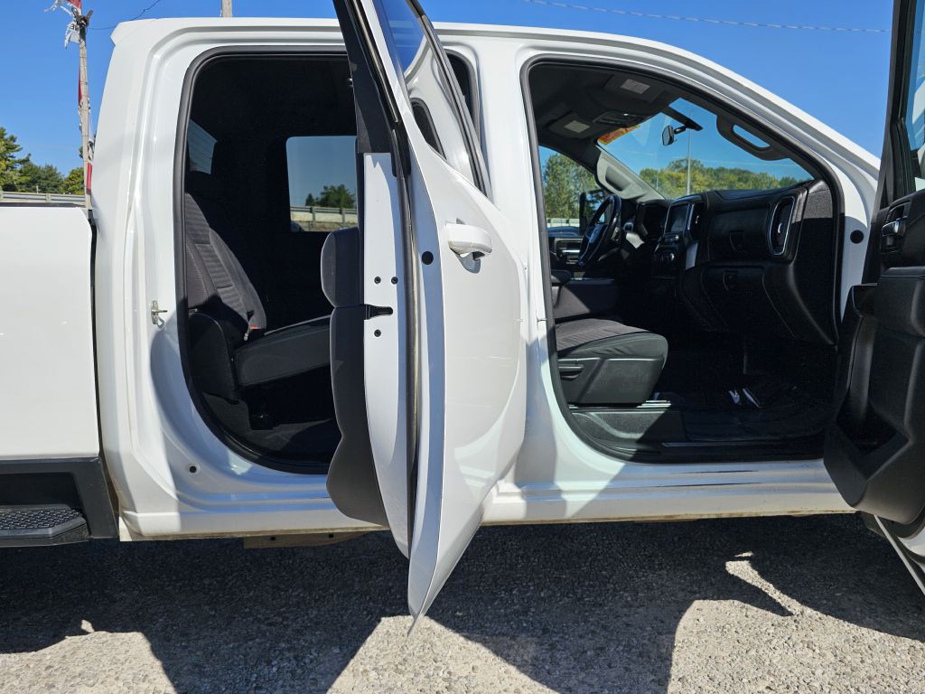 2023 Chevrolet Silverado 1500 Image 15