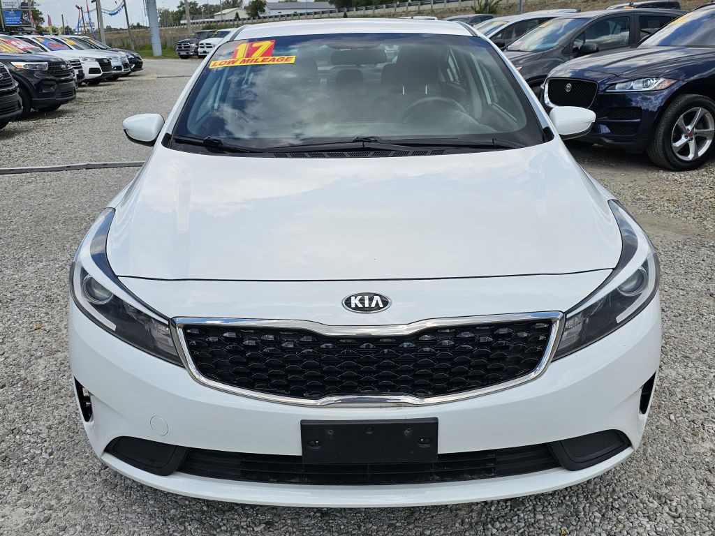 2017 Kia Forte Image 8
