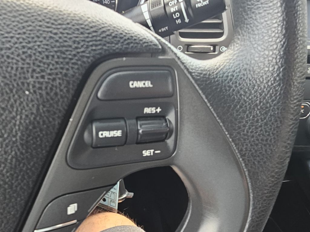 2017 Kia Forte Image 20