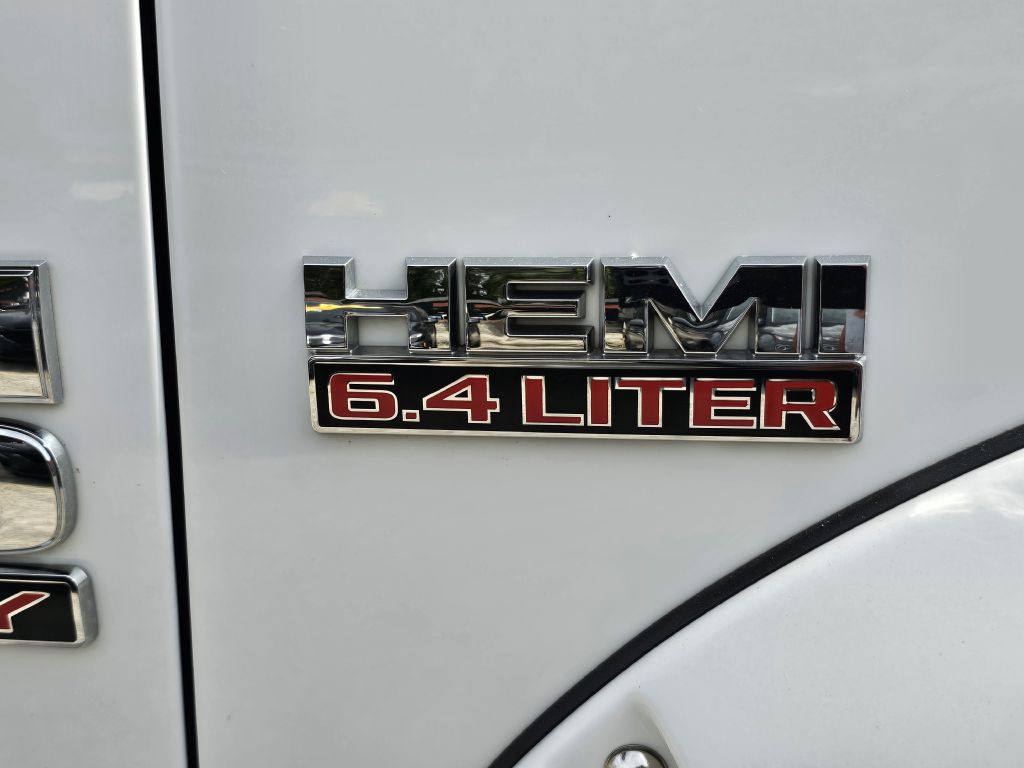 2016 RAM 2500 Image 9