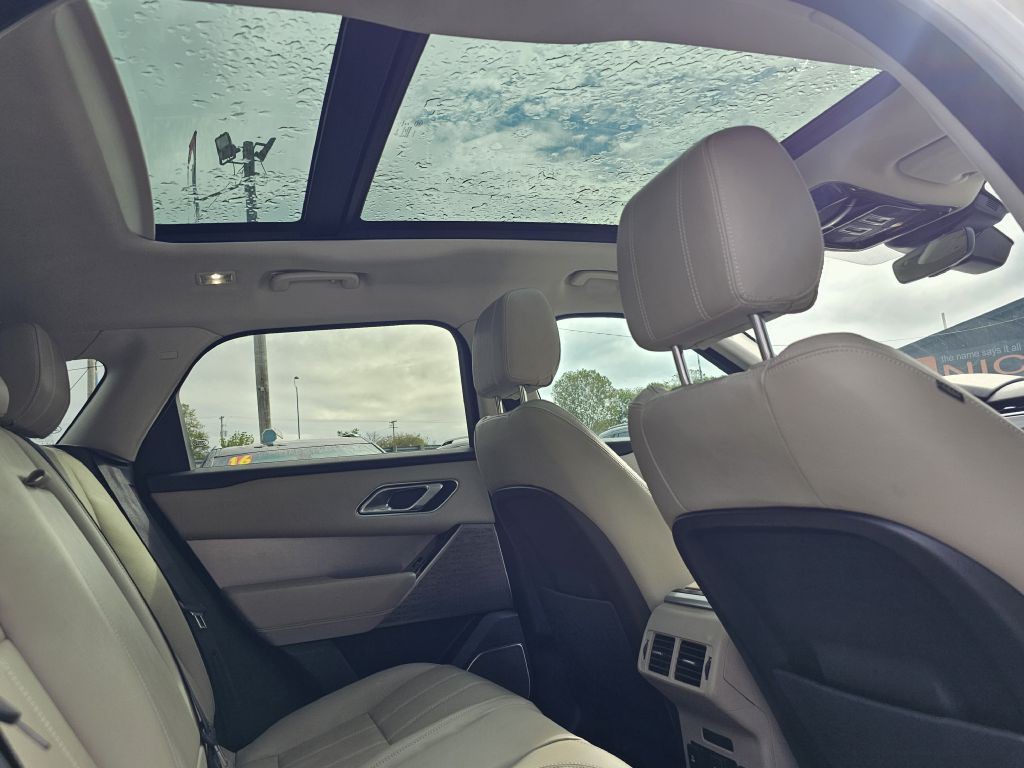 2018 Land Rover Range Rover Image 22