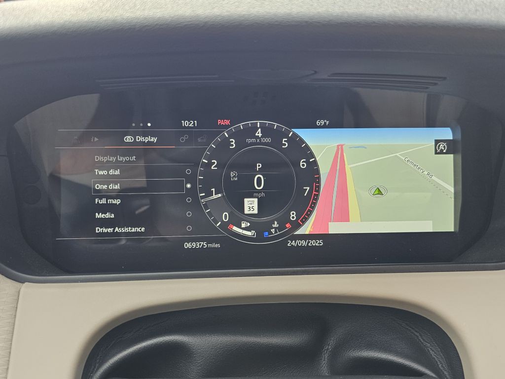 2018 Land Rover Range Rover Image 39