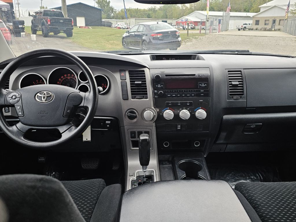 2011 Toyota Tundra Image 24