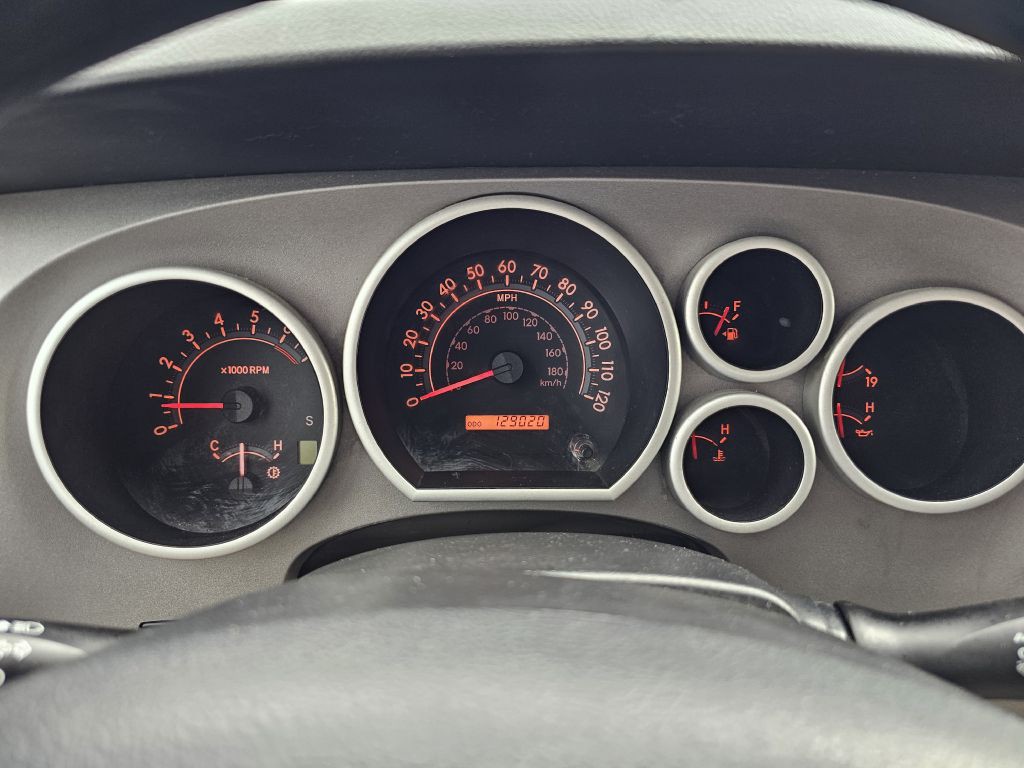 2011 Toyota Tundra Image 34