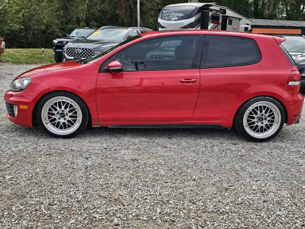2012 Volkswagen GTI Image 2