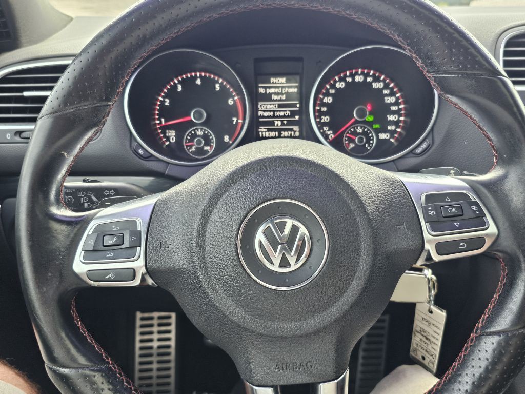 2012 Volkswagen GTI Image 23