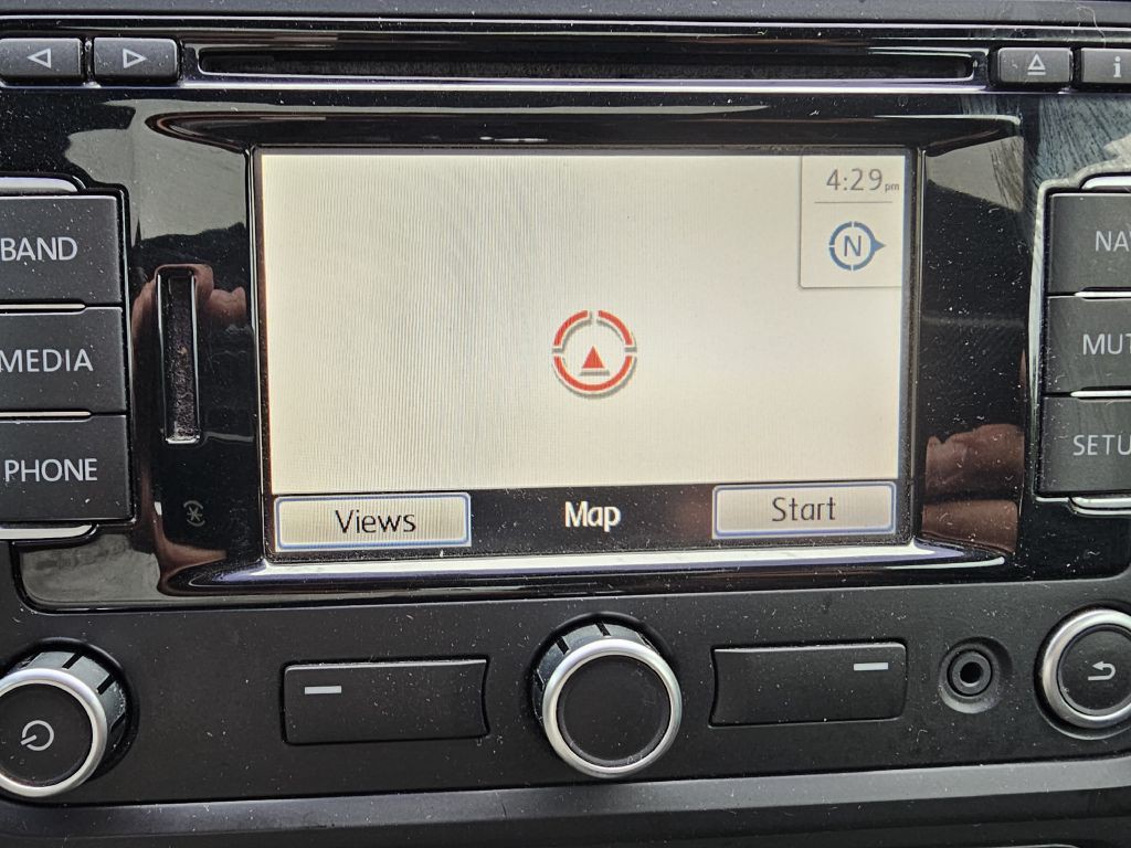 2012 Volkswagen GTI Image 29